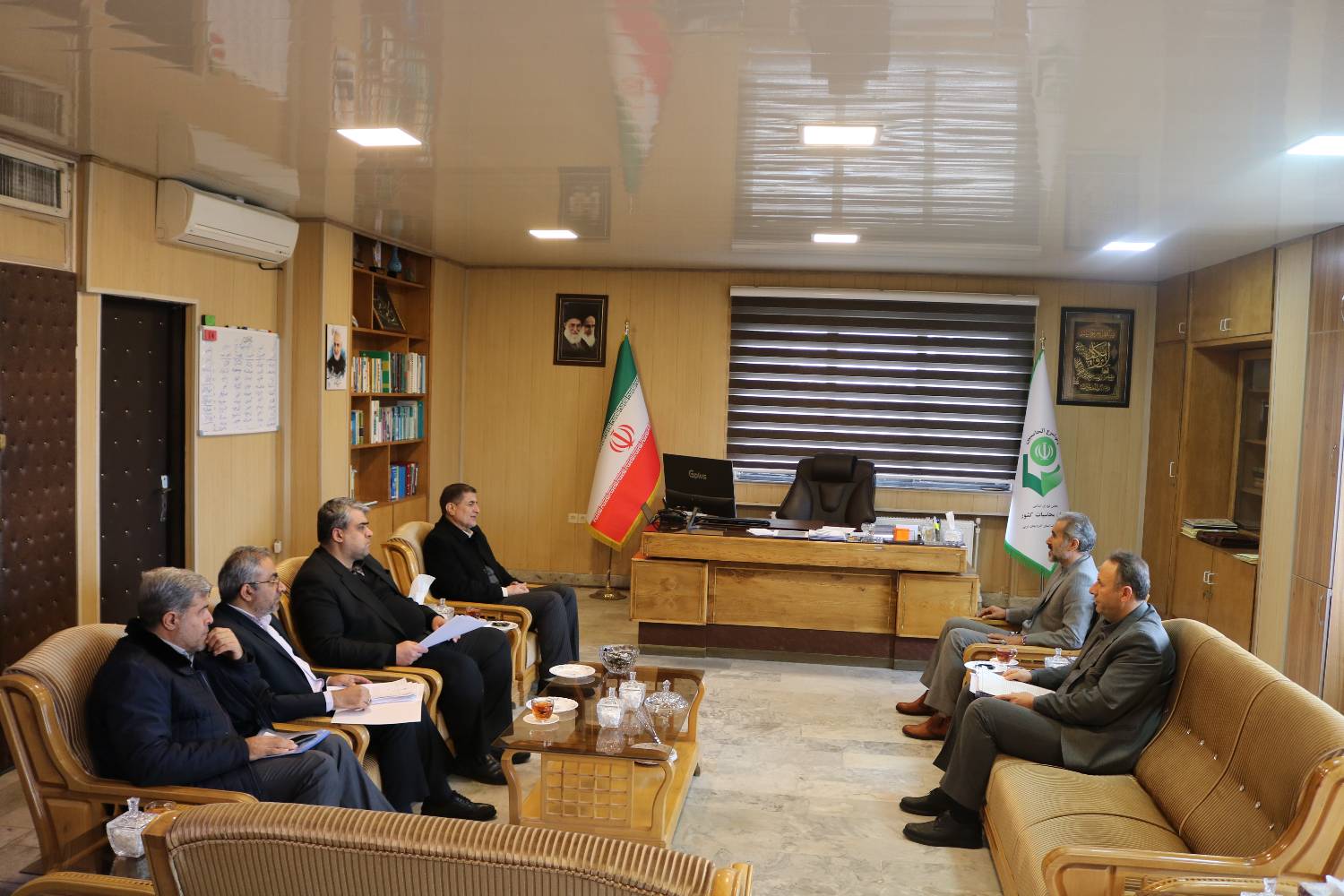 پیگیری مشکلات فرهنگسرا و سالن ورزشی خانه جوان ارومیه در دیوان محاسبات استان